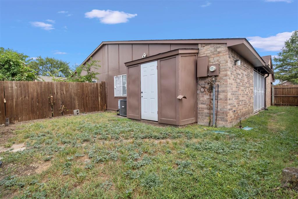 7129 Sorcey Road Dallas, TX 75249 - Photo 29 of 36 Gallery Image 29