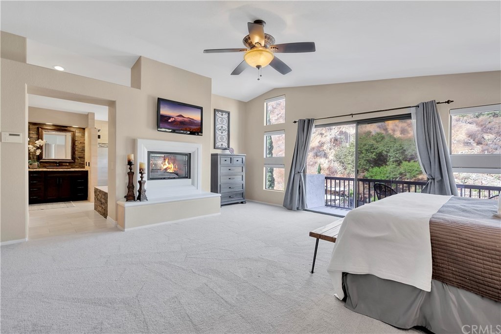 1600 Canyon Crest Circle Corona, CA 92882 - Photo 41 of 74