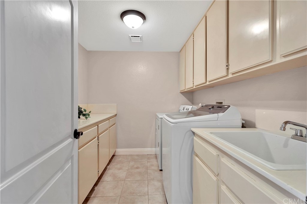 1600 Canyon Crest Circle Corona, CA 92882 - Photo 65 of 74