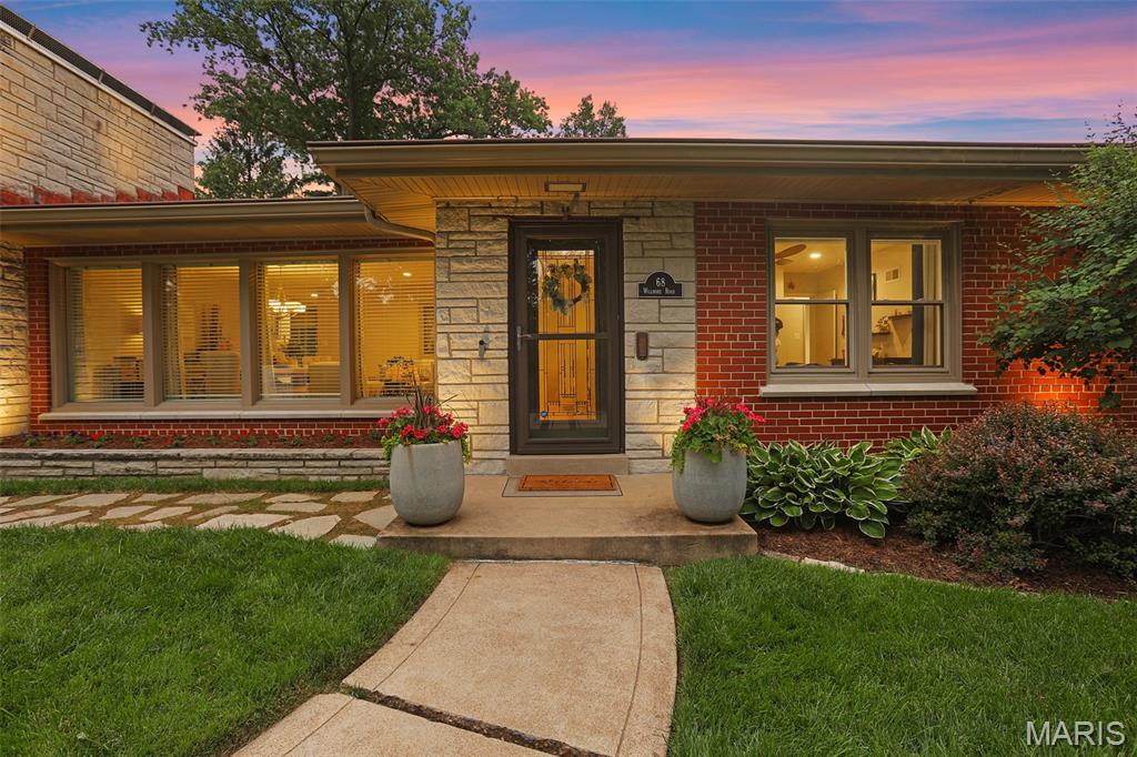 68 Willmore Road St. Louis, MO 63109 - Photo 3 of 49