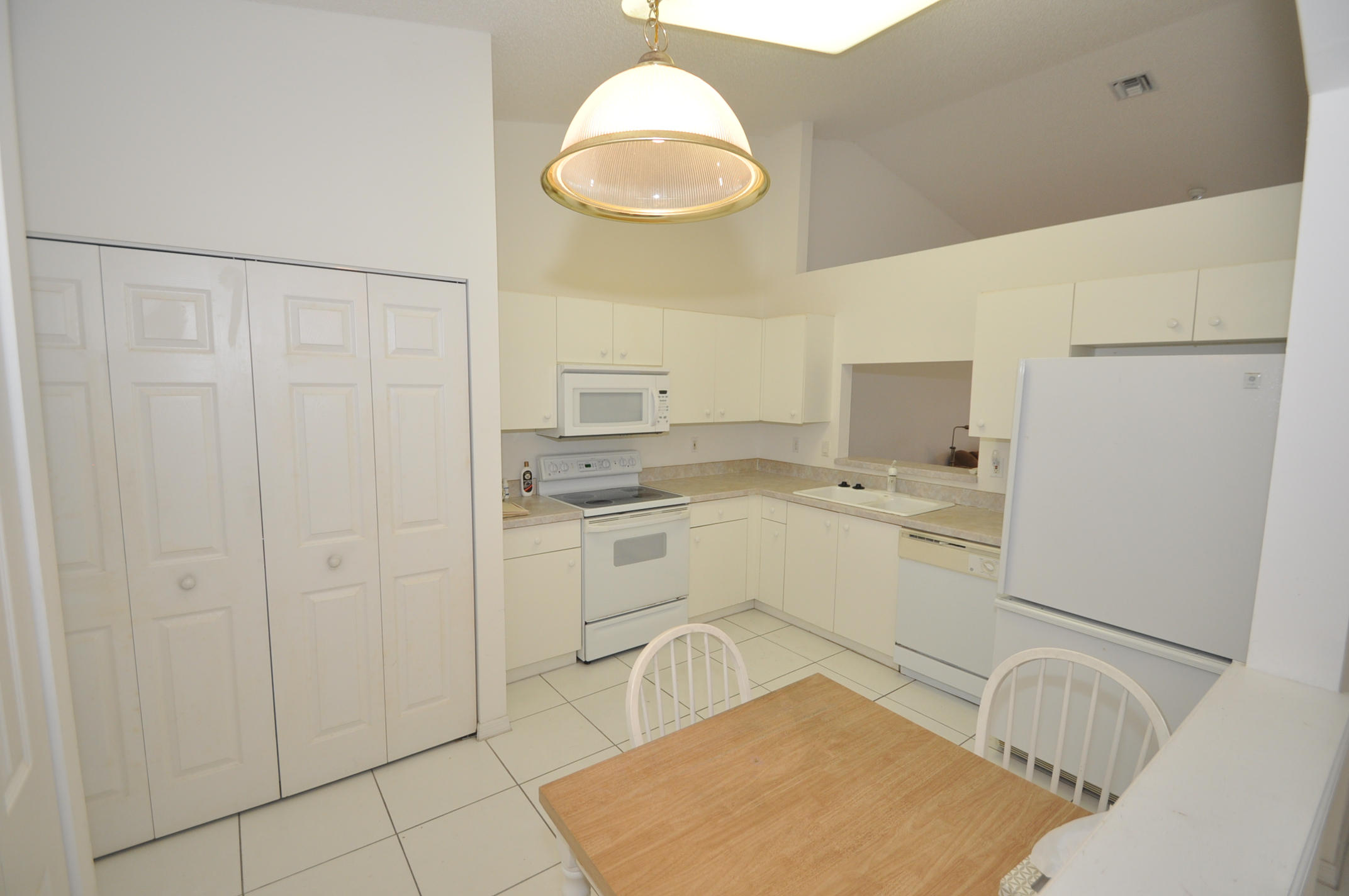 6053 Petunia Road Delray Beach, FL 33484 - Photo 11 of 33 DSC_0088