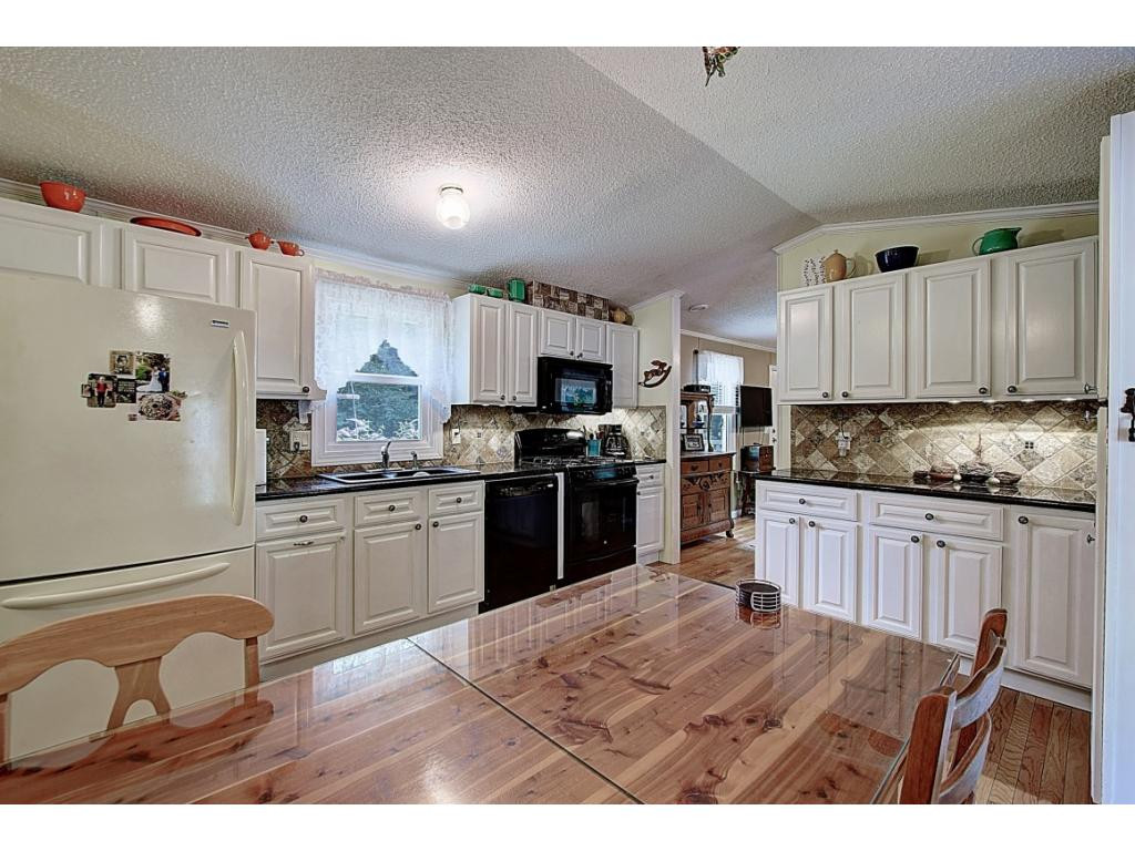 211 H Heaton Road Elizabethton, TN 37643 - Photo 8 of 35 Photo 8