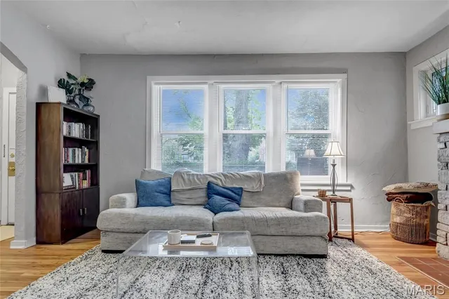 $450,000 | 1026 Claytonia Terrace, St. Louis, MO 63117