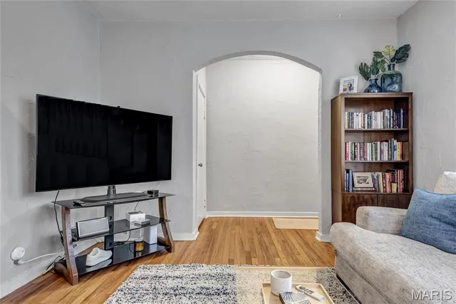 $450,000 | 1026 Claytonia Terrace, St. Louis, MO 63117