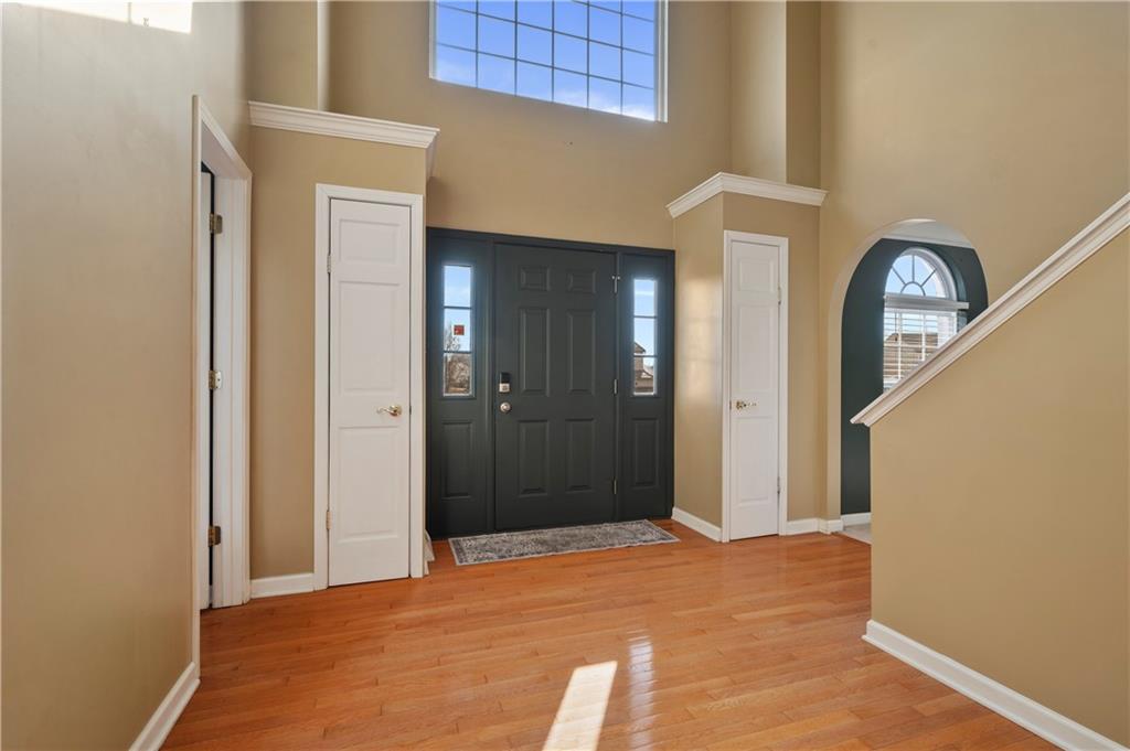 208 Commodore Drive McDonald, PA 15057 - Photo 3 of 36 a view of a livingroom with a fireplace