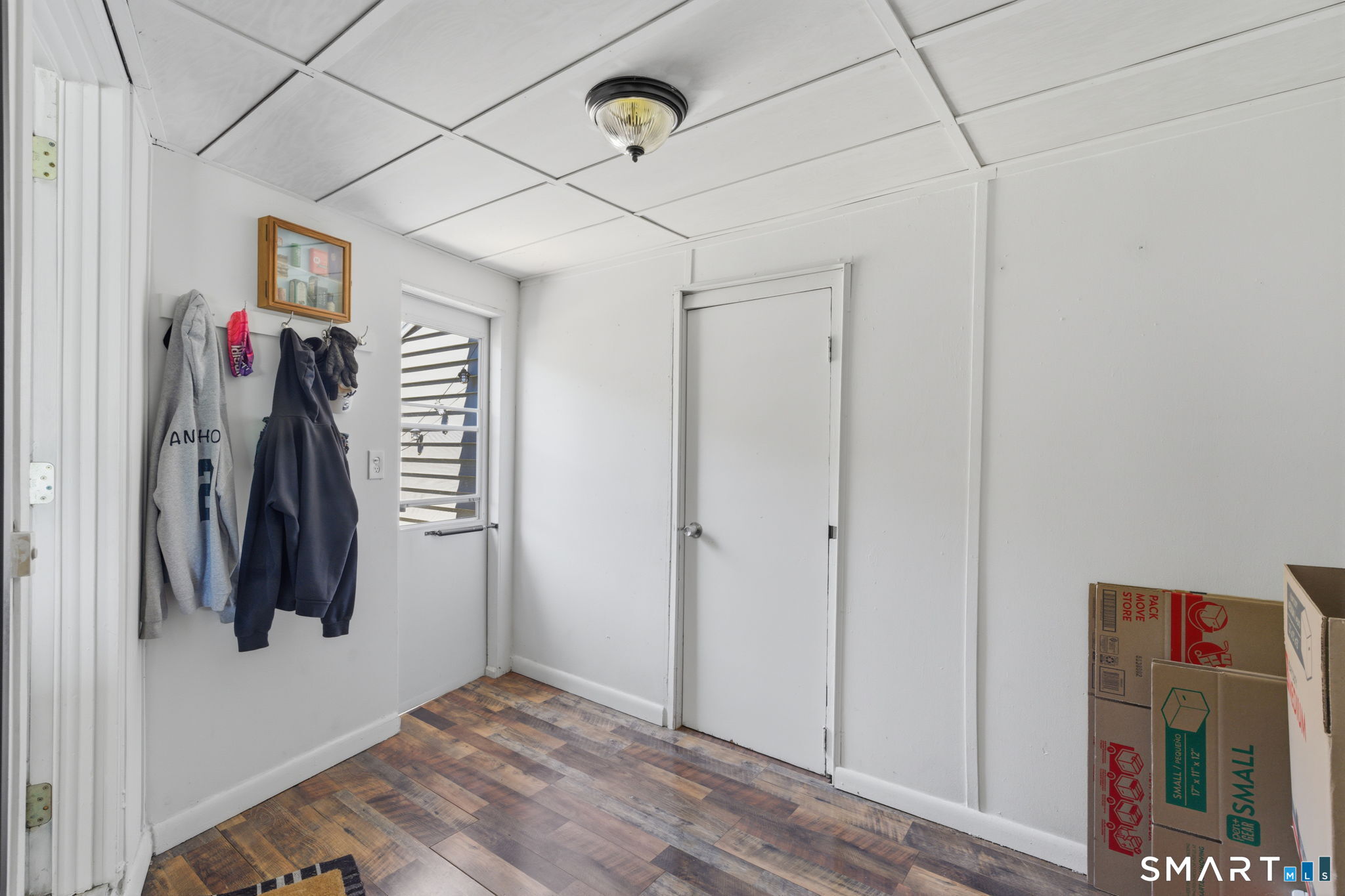 331 King Street Bristol, CT 06010 - Photo 12 of 36