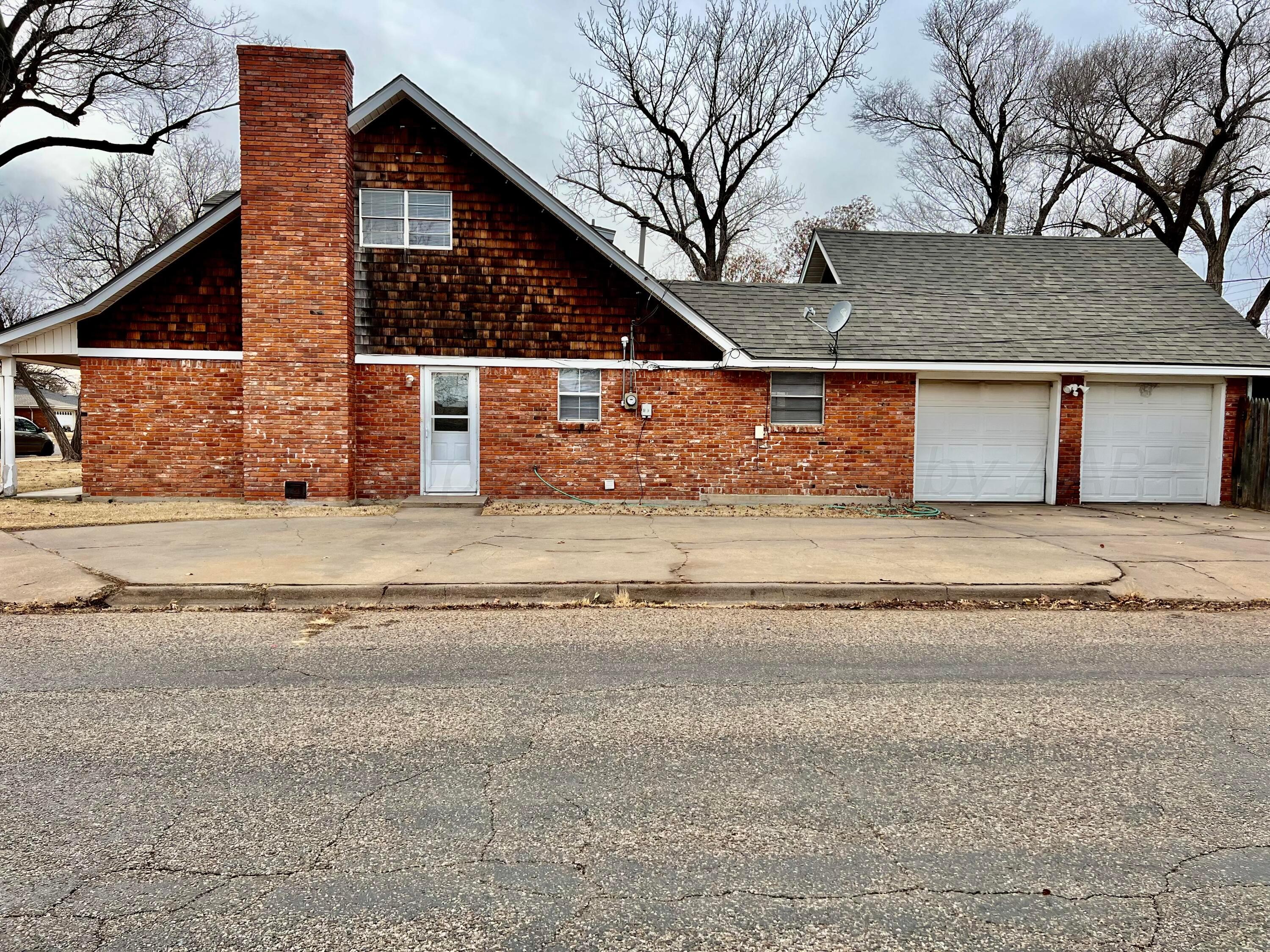4600 Southwest 38th Avenue Amarillo, TX 79109 - Photo 19 of 19 a view of a house with a outdoor space