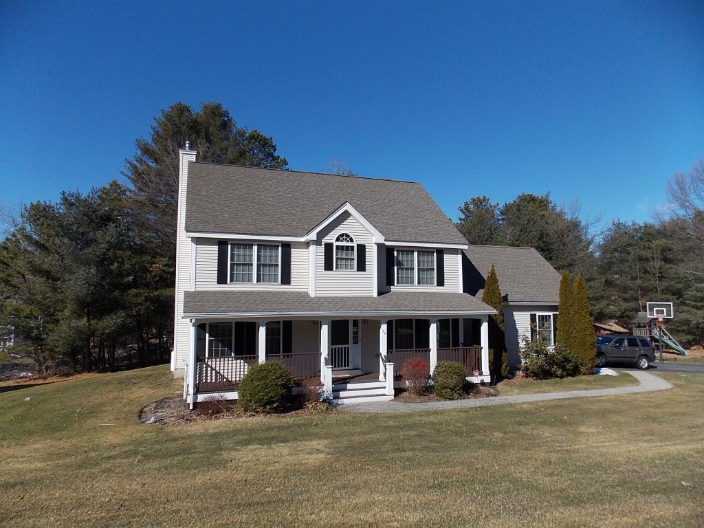 28 Duncan Farms Road Manchester, NH 03102 - Photo 2 of 31
