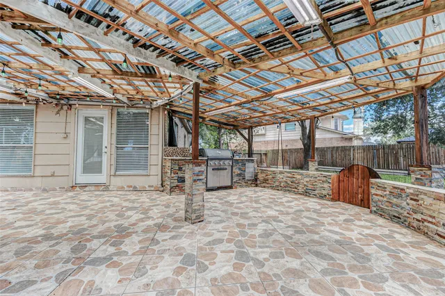 a view of a storage & utility room