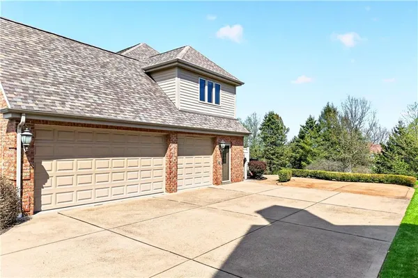 $1,099,000 | 510 Potomac Court, Gibsonia, PA 15044