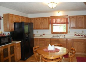 6546 Bowman Road, Unit 1 Pound, VA 24279 - Photo 9 of 12 Modern Kitchen Appliances