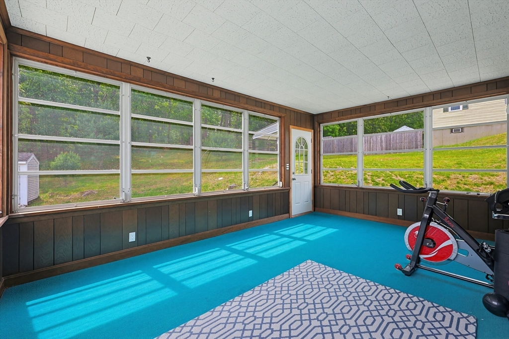 46 Robinson Road Woburn, MA 01801 - Photo 22 of 28