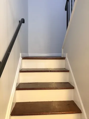 $2,100 | 9 Patricia Road, Unit E, Bridgeport, CT 06606