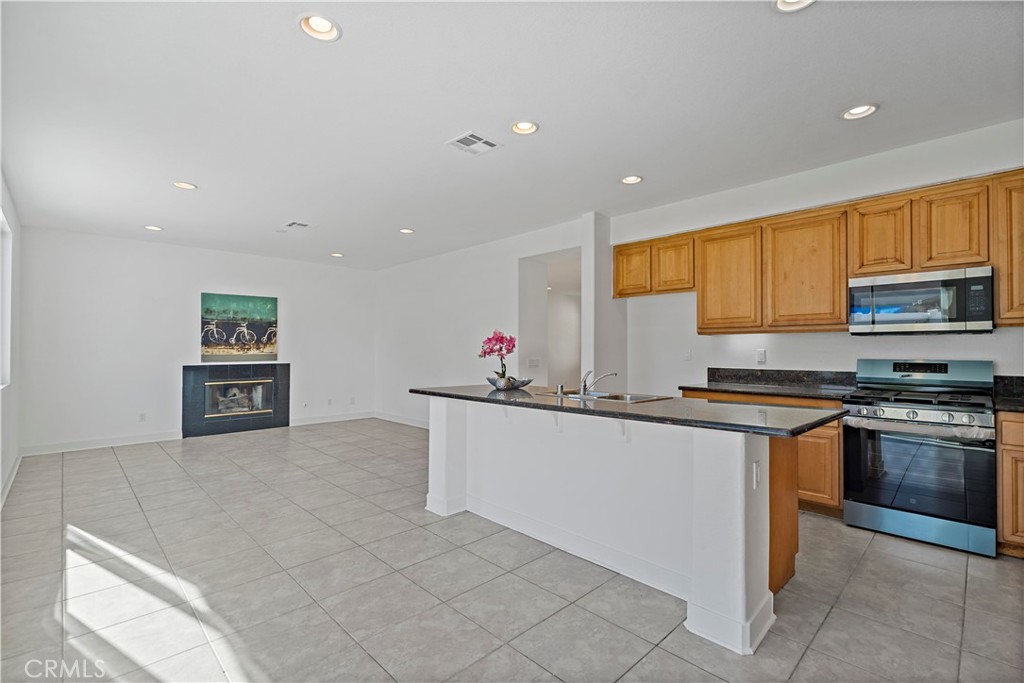 6760 Rico Court Eastvale, CA 92880 - Photo 12 of 26