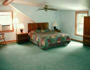 9501 Hilliard Road Pittsburgh, PA 15237 - Photo 7 of 8 Master Bedroom.