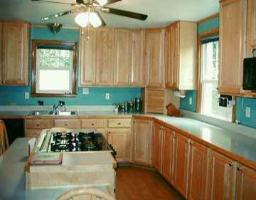9501 Hilliard Road Pittsburgh, PA 15237 - Photo 8 of 8 Kitchen.