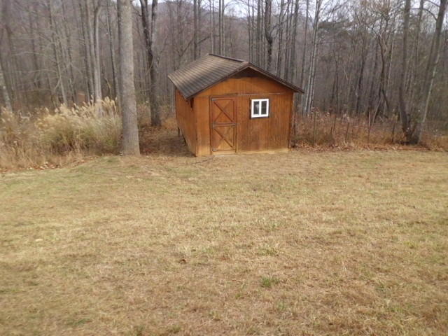 1572 Wooldridge Road Blue Ridge, VA 24064 - Photo 15 of 18 Chicken Coop
