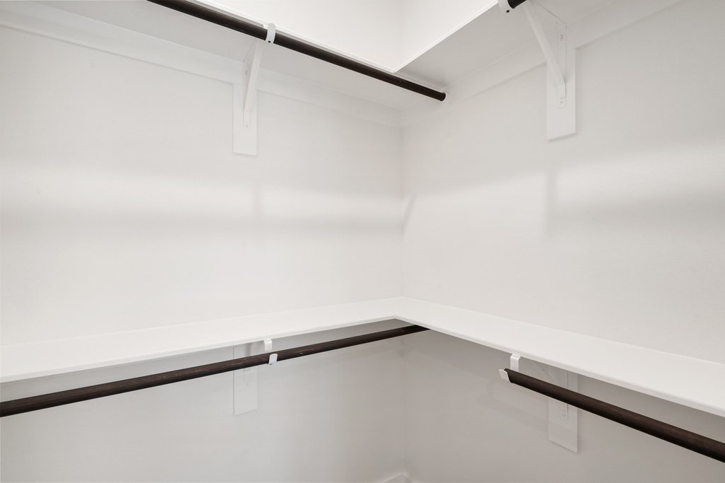 2205 Cento Walk Round Rock, TX 78664 - Photo 18 of 35 View of walk in closet