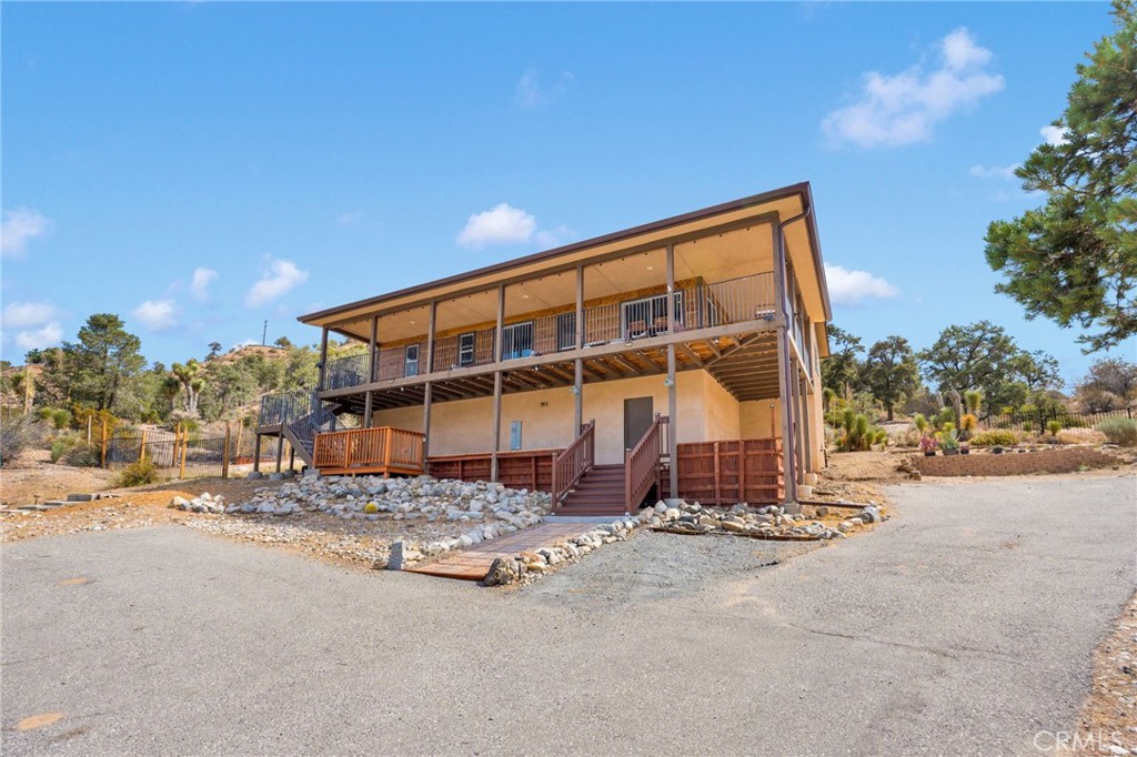 7635 Desert Front Road Wrightwood, CA 92397 - Photo 5 of 60