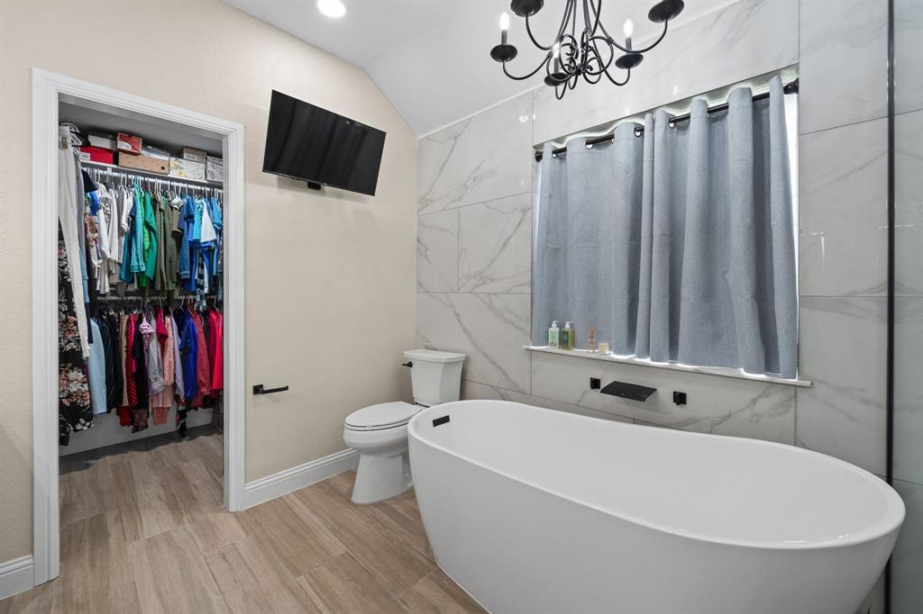 608 Spring Creek Street Keene, TX 76031 - Photo 22 of 35