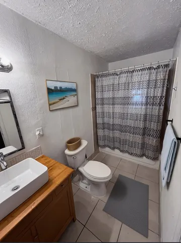 $2,500 | 1121 Northwest 140th Terrace, Miami, FL 33168