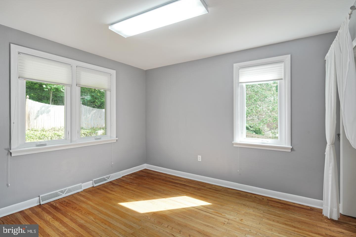 120 Hilltop Road Philadelphia, PA 19118 - Photo 13 of 20 Gallery Image 13