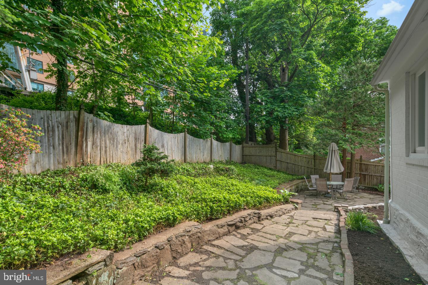 120 Hilltop Road Philadelphia, PA 19118 - Photo 5 of 20 Gallery Image 5
