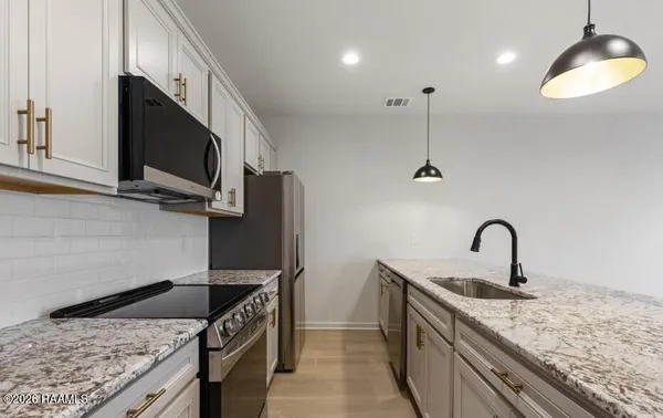 $1,750 | 103 Foster Grove, Youngsville, LA 70592