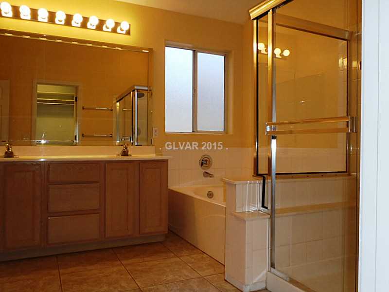 2114 Hidden Ranch Terrace Henderson, NV 89052 - Photo 13 of 27 Master Bath/Spa.