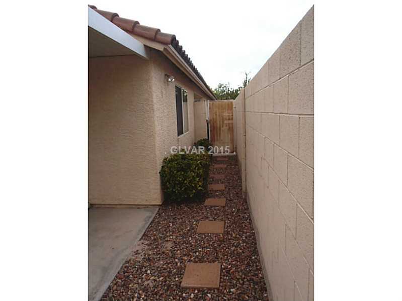 2114 Hidden Ranch Terrace Henderson, NV 89052 - Photo 24 of 27 Exterior Back.