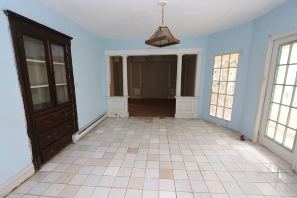 56-58 Dearborn Street Springfield, MA 01109 - Photo 6 of 31 Gallery Image 6