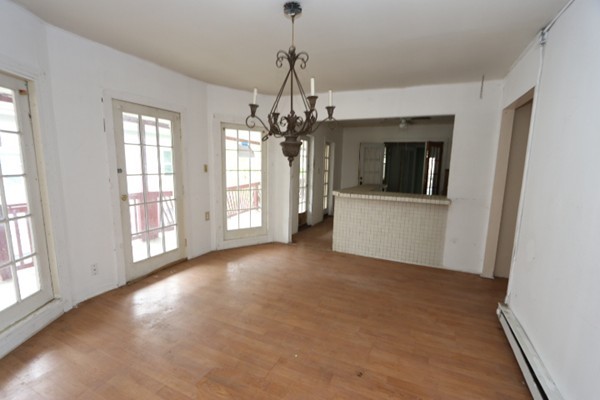 56-58 Dearborn Street Springfield, MA 01109 - Photo 7 of 31 Gallery Image 7
