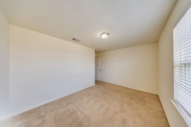 a view of utility room