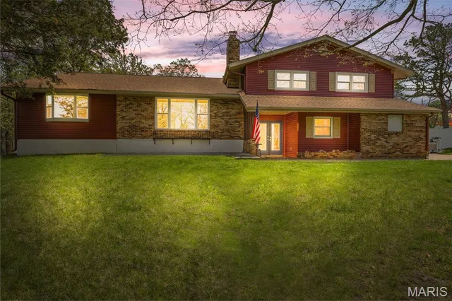 $374,000 | 10179 Creek Co Road 350, Potosi, MO 63664