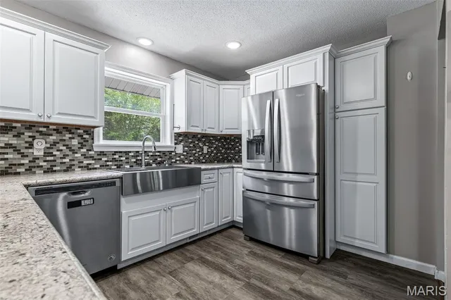 $374,000 | 10179 Creek Co Road 350, Potosi, MO 63664