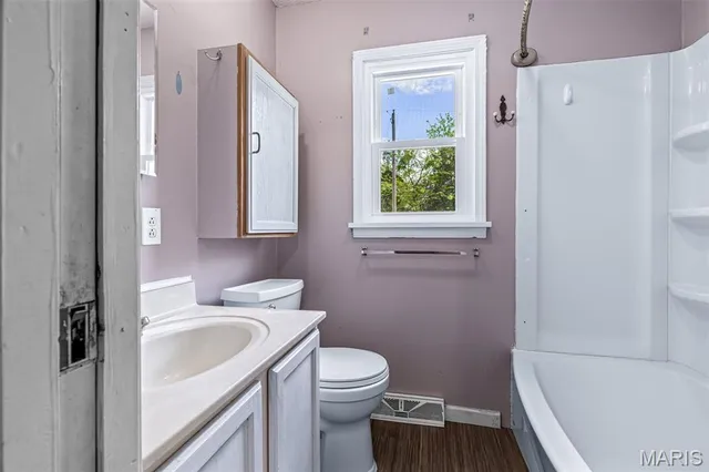 $374,000 | 10179 Creek Co Road 350, Potosi, MO 63664