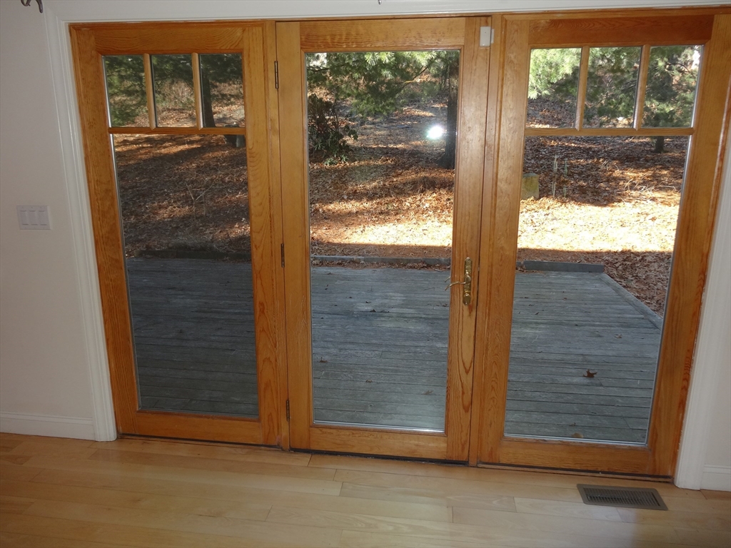 101 Longwood Road, Unit 101 Reading, MA 01867 - Photo 7 of 8