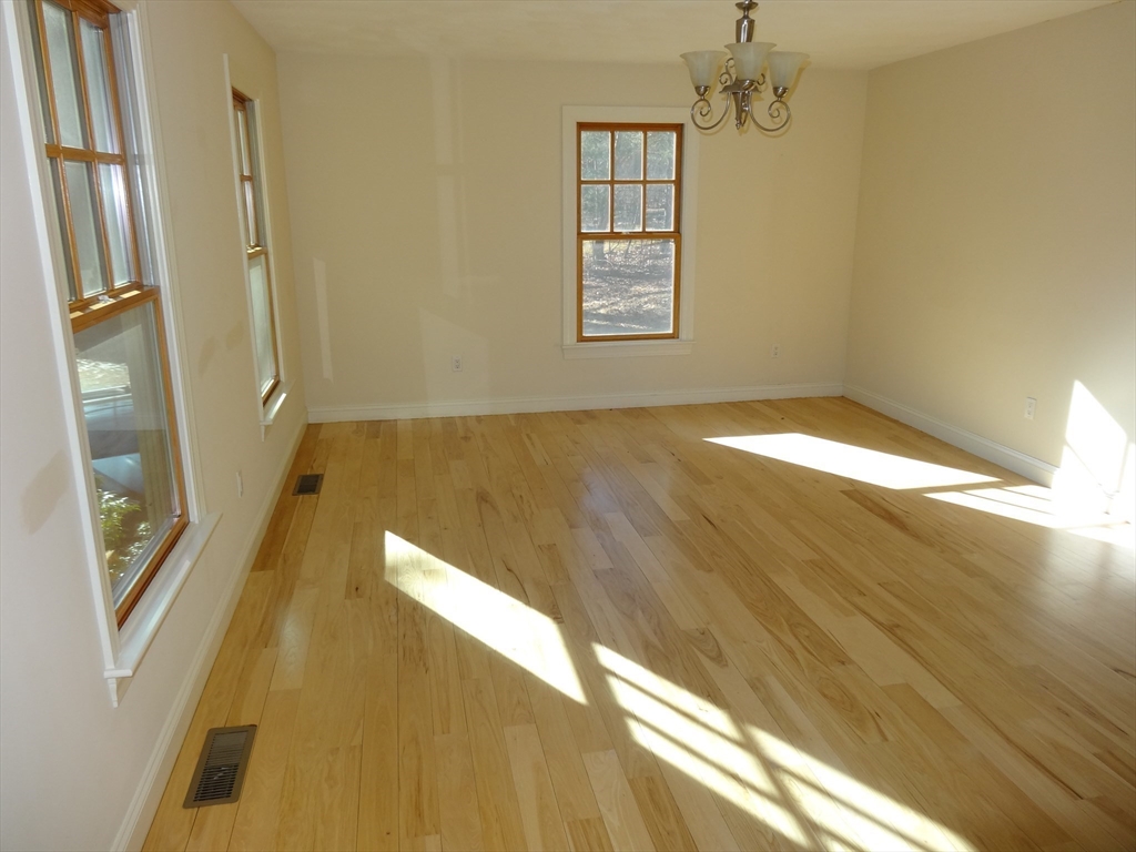 101 Longwood Road, Unit 101 Reading, MA 01867 - Photo 8 of 8