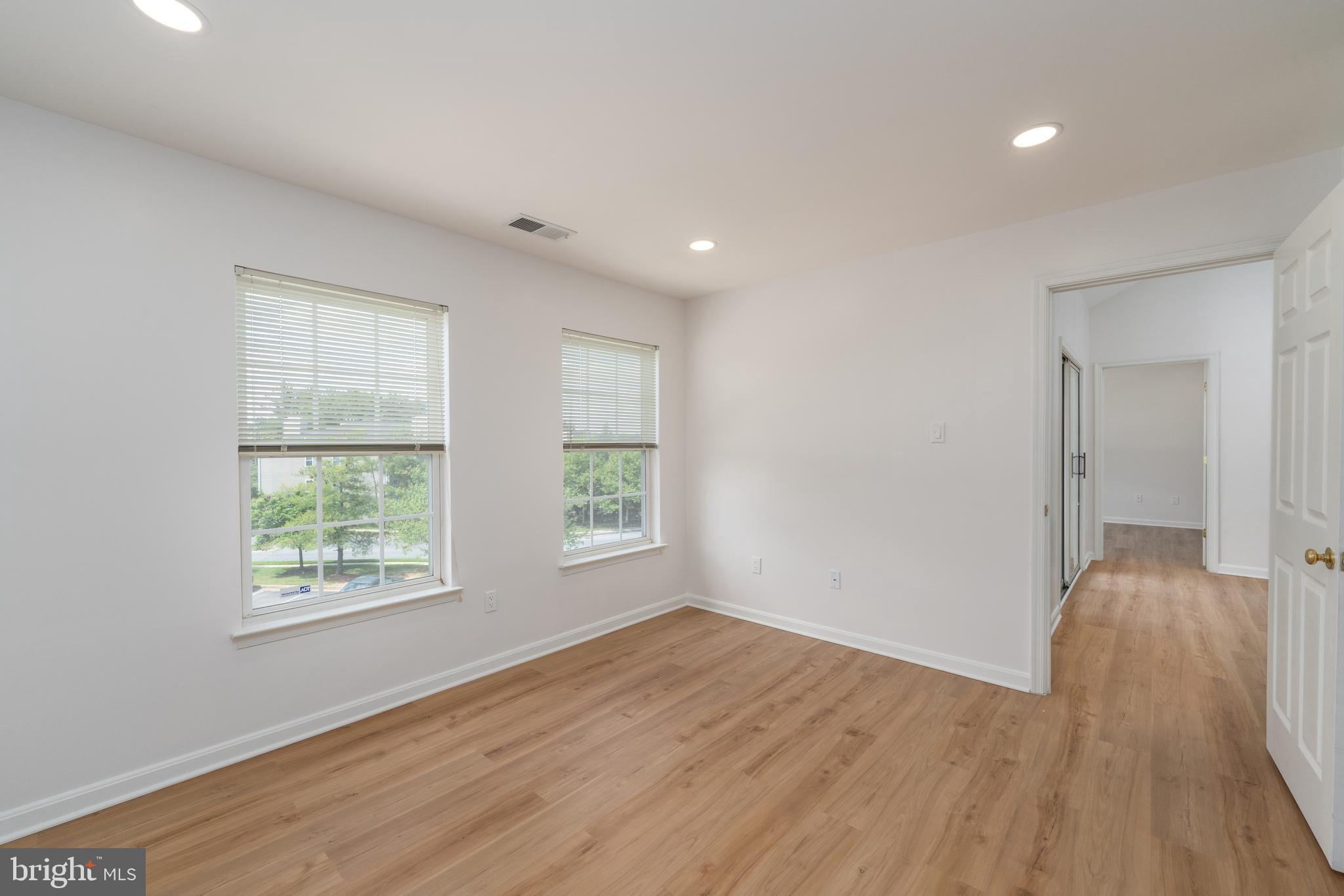 9060 Gracious End Court, Unit 301 Columbia, MD 21046 - Photo 15 of 25