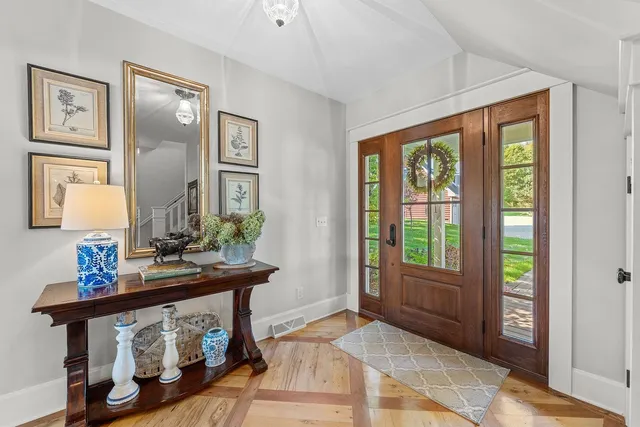 $1,375,000 | E1475 Owens La, La Valle, WI 53941