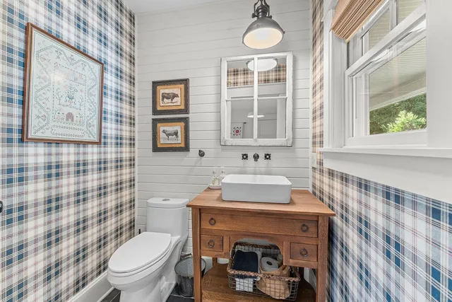 $1,375,000 | E1475 Owens La, La Valle, WI 53941