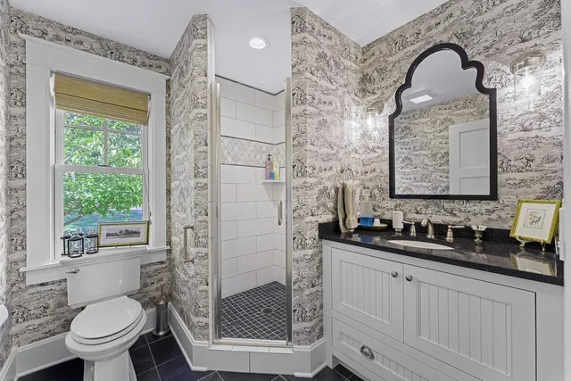 $1,375,000 | E1475 Owens La, La Valle, WI 53941