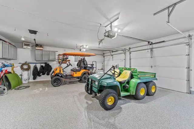 $1,375,000 | E1475 Owens La, La Valle, WI 53941