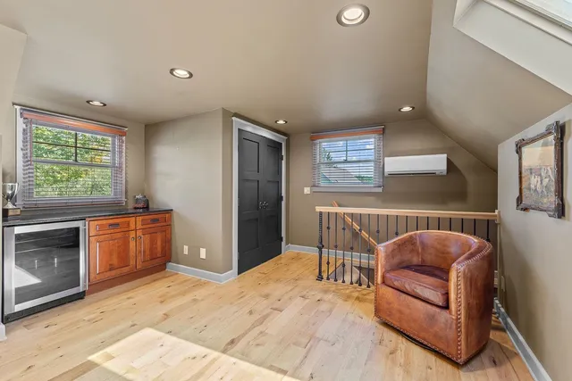 $1,375,000 | E1475 Owens La, La Valle, WI 53941