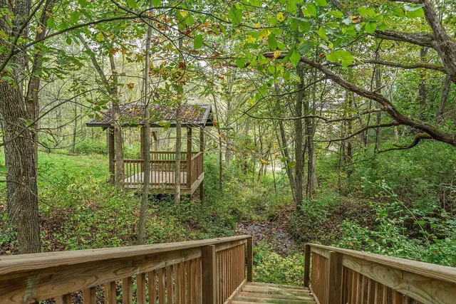 $1,375,000 | E1475 Owens La, La Valle, WI 53941