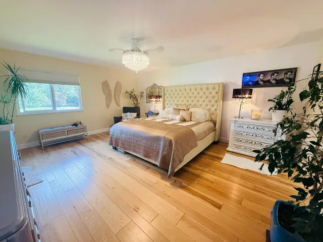 a view of an outdoor space