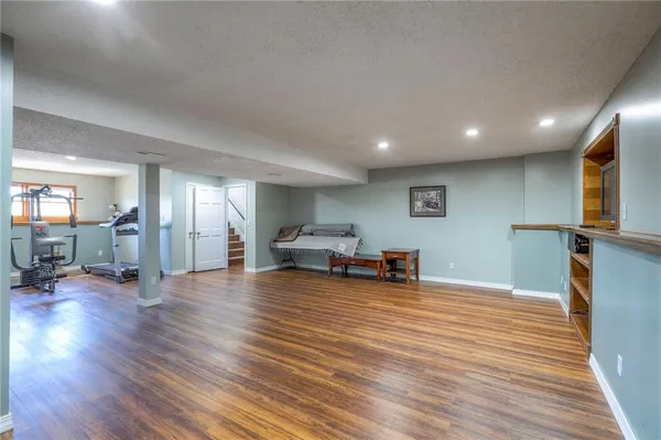 $575,000 | 6620 Northwest 136th Street, Kansas City, MO 64164