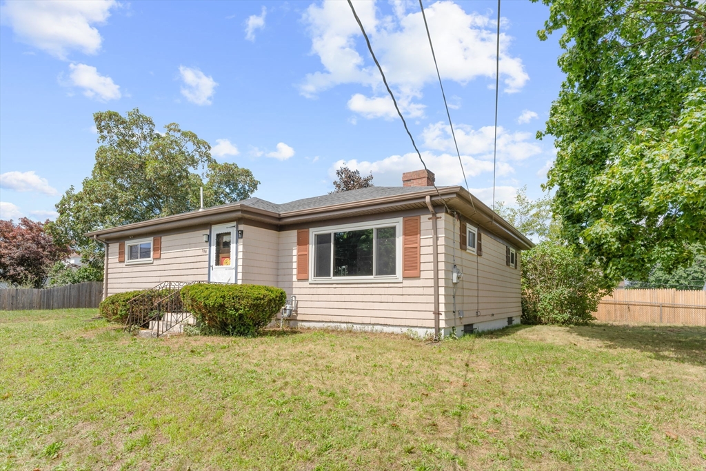 708 Cambridge Street Fall River, MA 02721 - Photo 3 of 26 Gallery Image 3