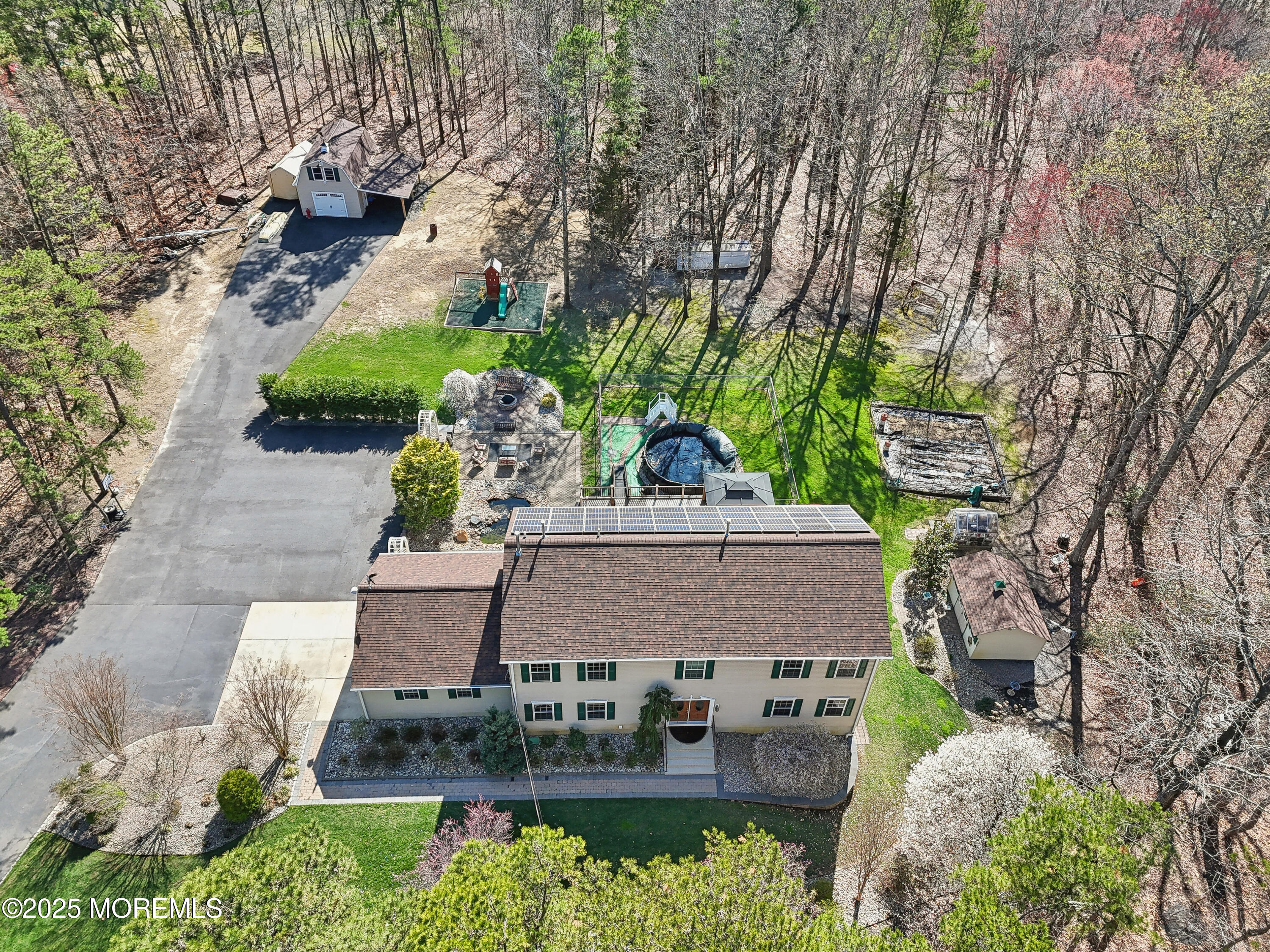 6 Meirs Road Cream Ridge, NJ 08514 - Photo 3 of 62 front view of a house with a yard