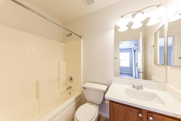 $2,425 | 3033 West Desert Vista Trail, Phoenix, AZ 85083